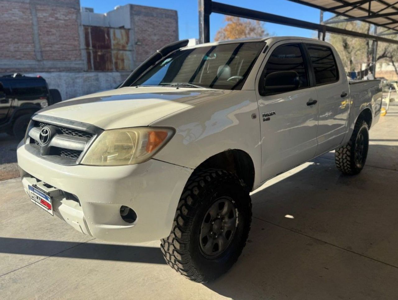 Toyota Hilux Usada Financiado en San Juan, deRuedas