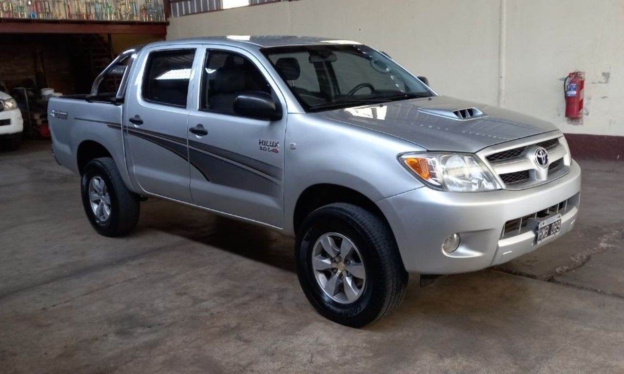 Toyota Hilux Usada en Mendoza, deRuedas