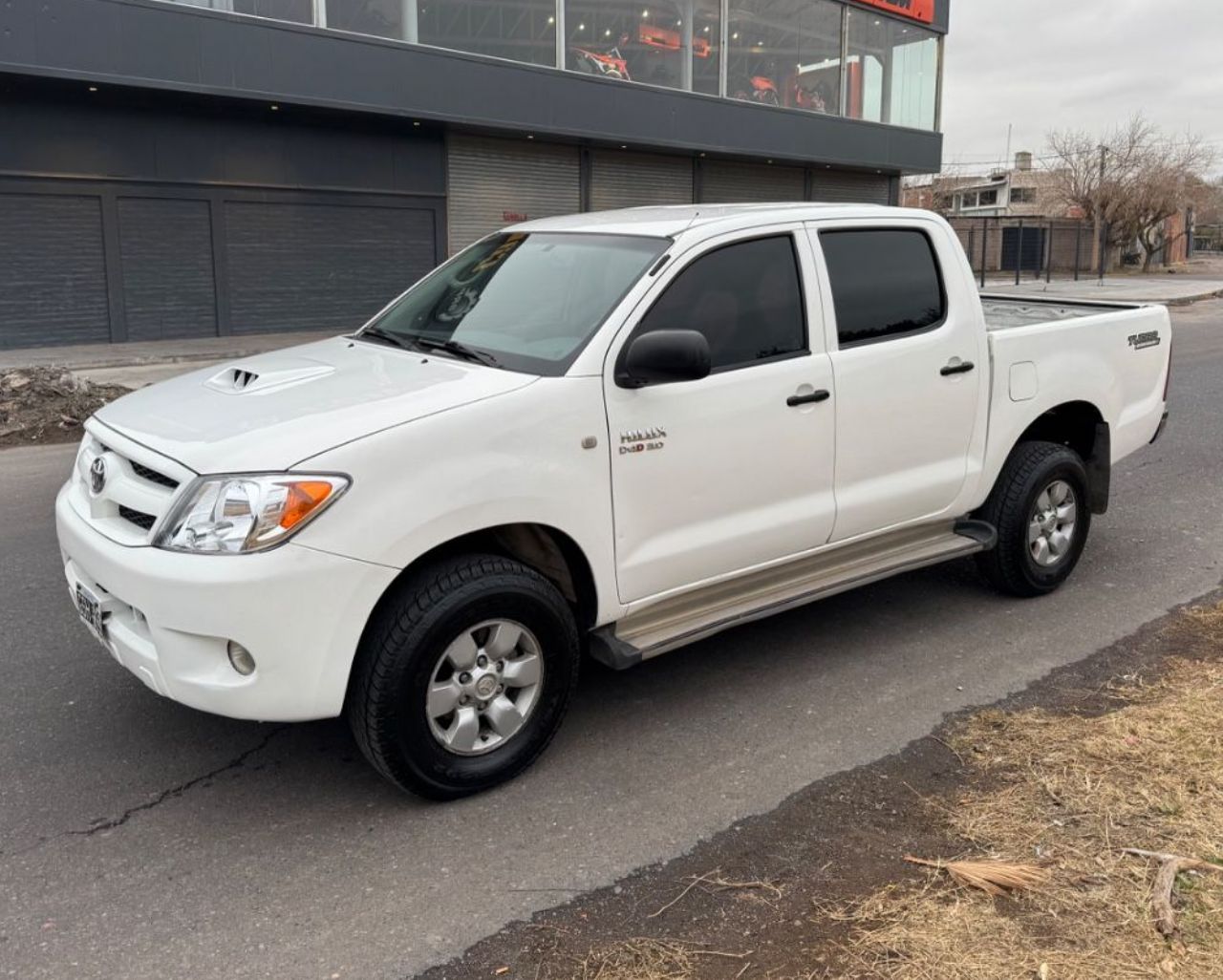 Toyota Hilux Usada en San Juan, deRuedas