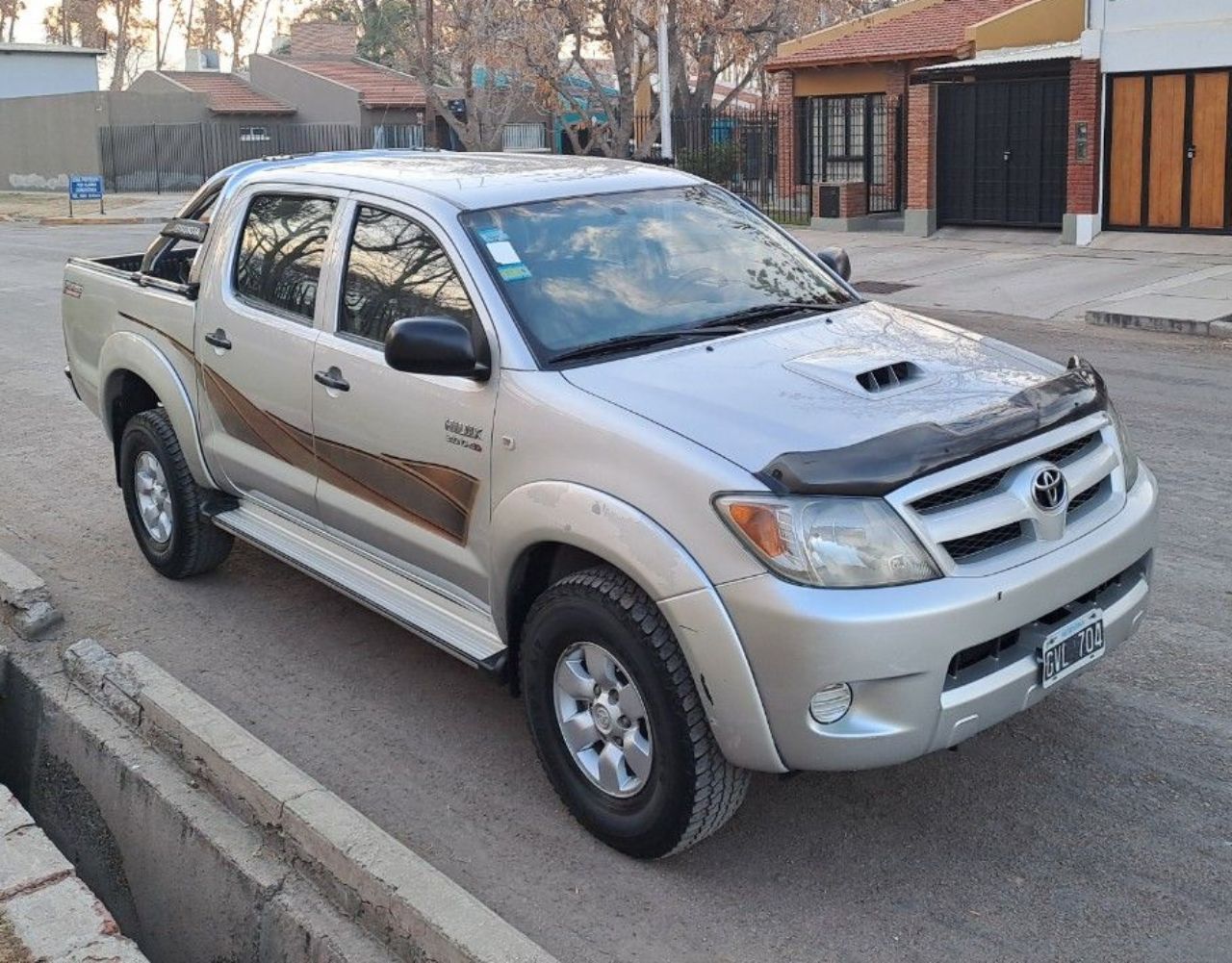 Toyota Hilux Usada en Mendoza, deRuedas