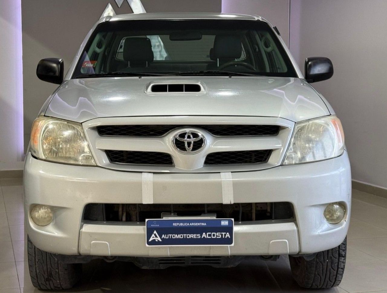 Toyota Hilux Usada en San Juan, deRuedas