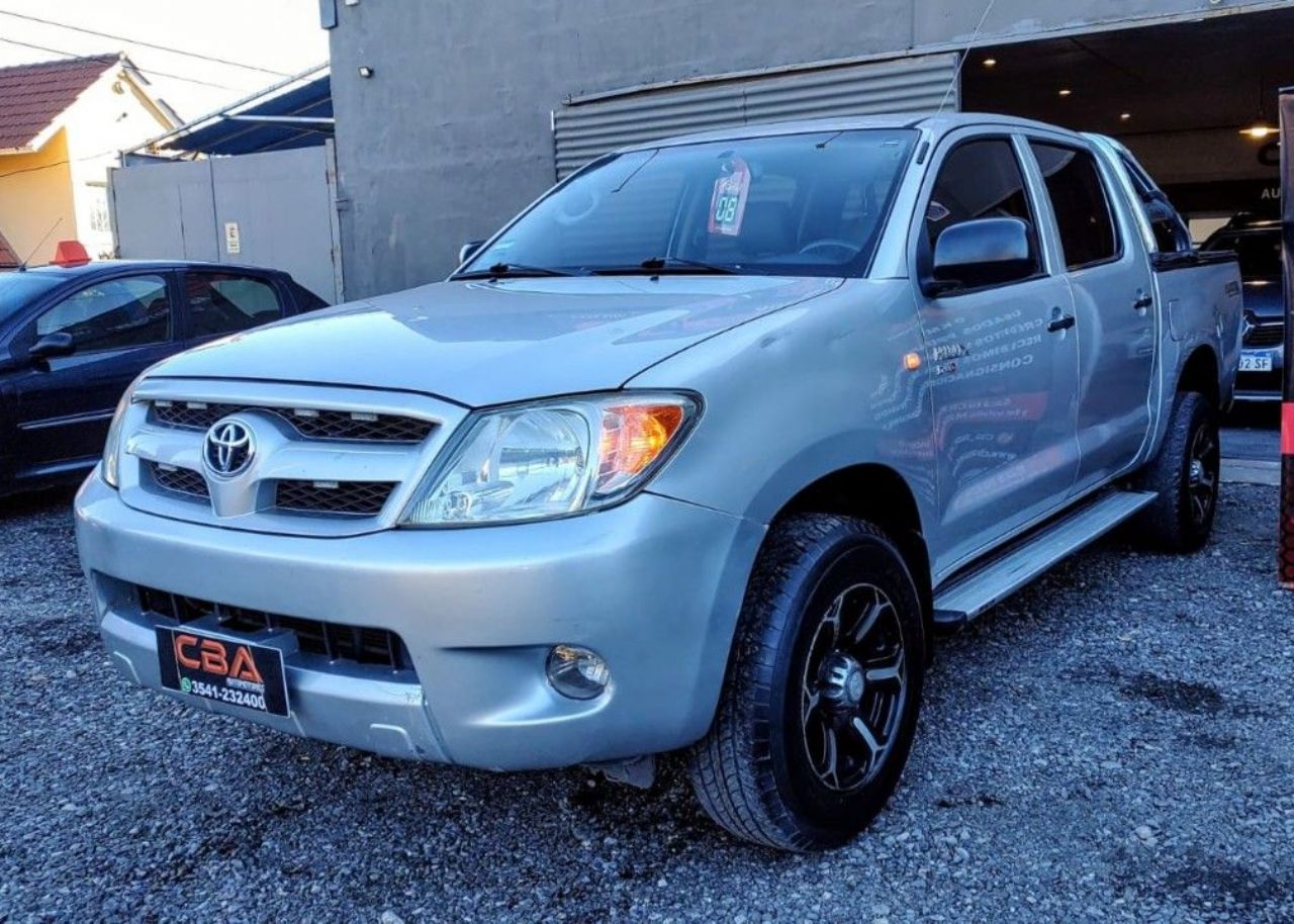 Toyota Hilux Usada en Córdoba, deRuedas