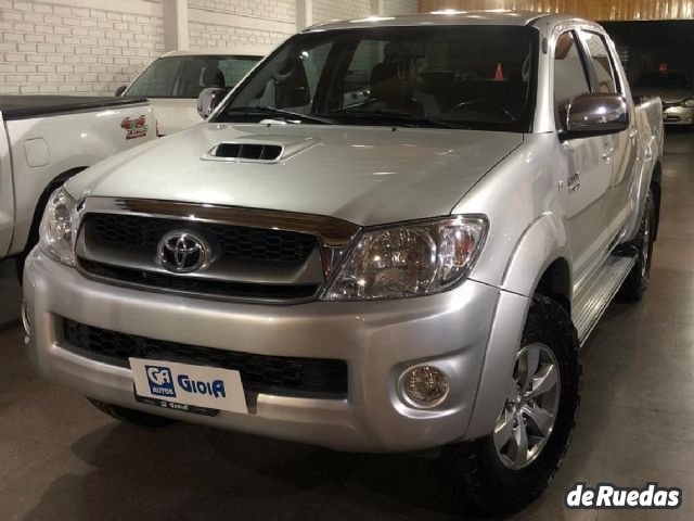 Toyota Hilux Usada en Mendoza, deRuedas