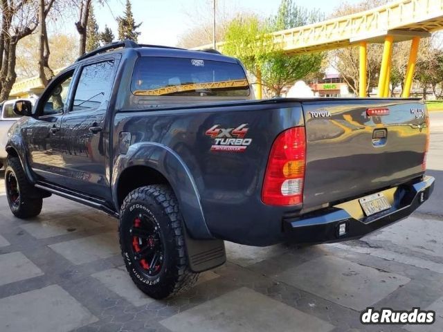 Toyota Hilux Usada en Mendoza, deRuedas