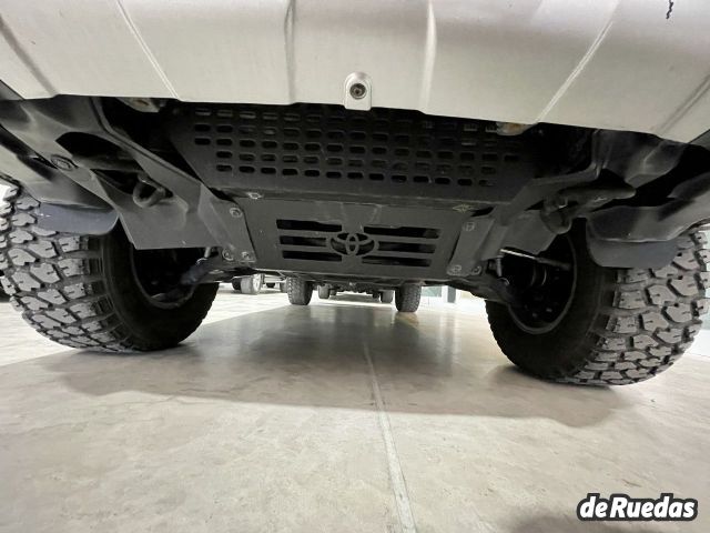 Toyota Hilux Usada en Mendoza, deRuedas