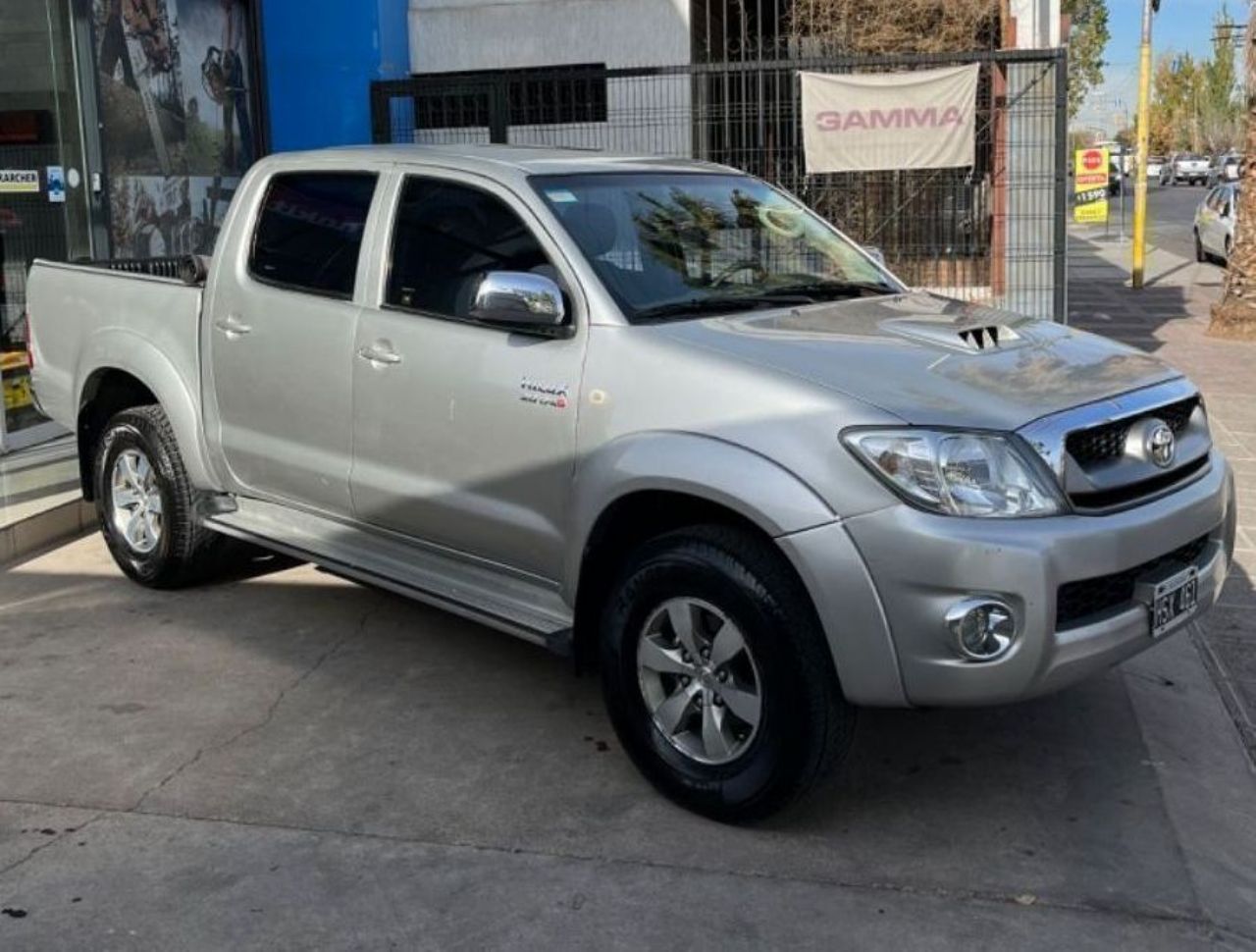 Toyota Hilux Usada en Mendoza, deRuedas