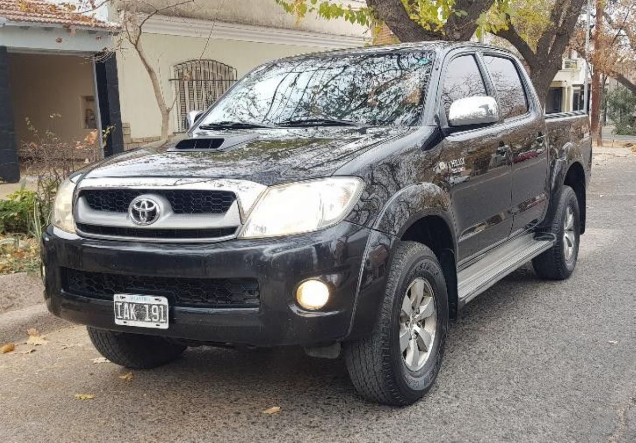 Toyota Hilux Usada en Mendoza, deRuedas