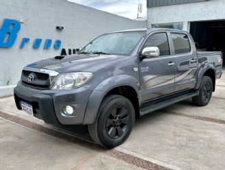 Toyota Hilux Usada en Mendoza Financiado