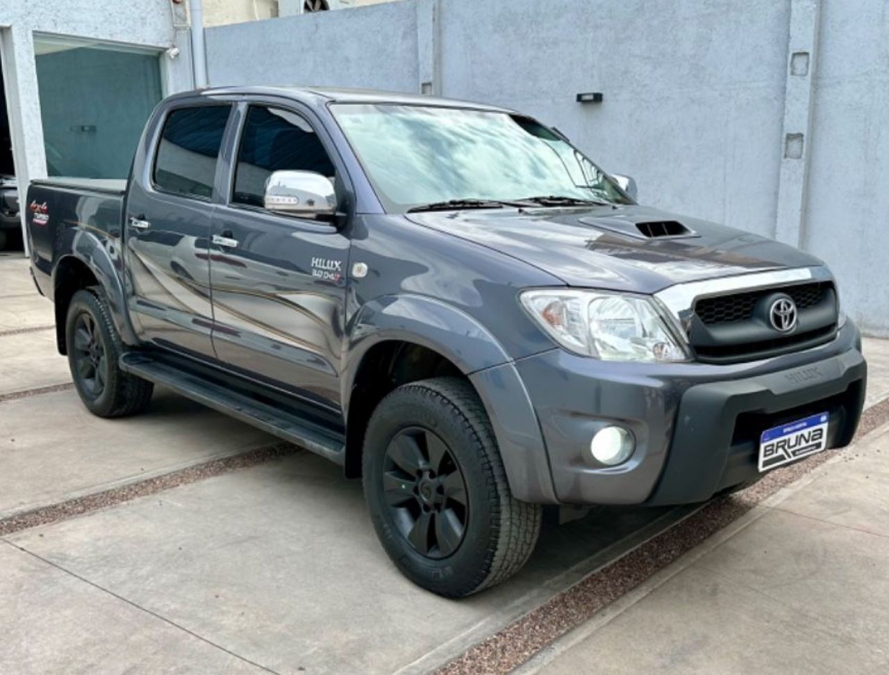 Toyota Hilux Usada en Mendoza, deRuedas
