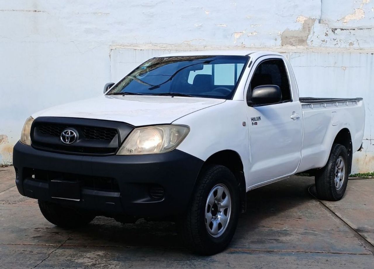Toyota Hilux Usada en Córdoba, deRuedas