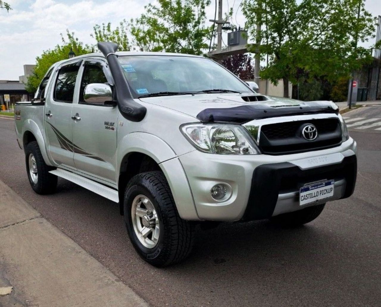 Toyota Hilux Usada Financiado en Mendoza, deRuedas