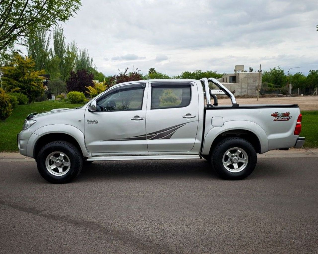 Toyota Hilux Usada Financiado en Mendoza, deRuedas
