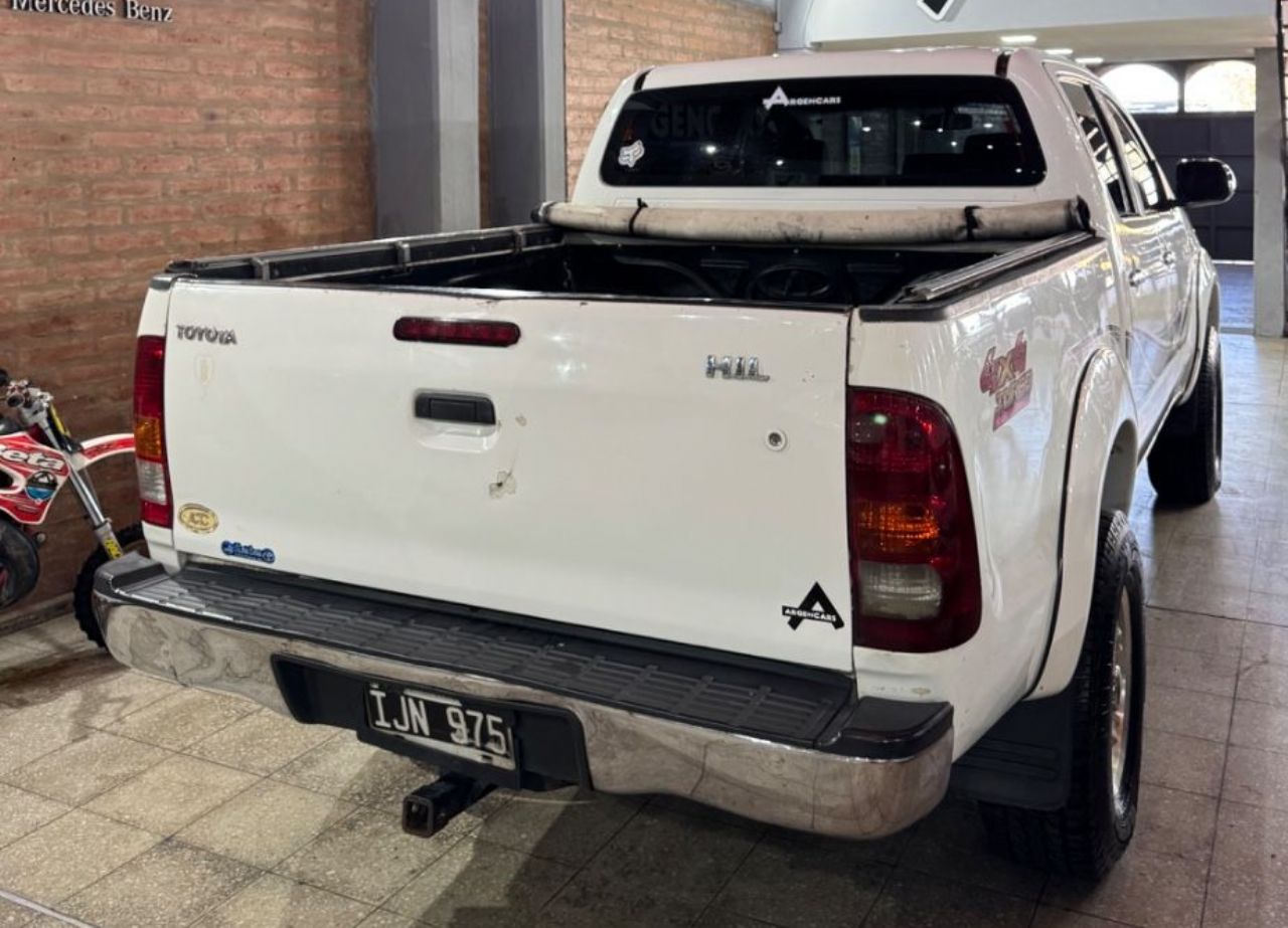 Toyota Hilux Usada Financiado en San Juan, deRuedas