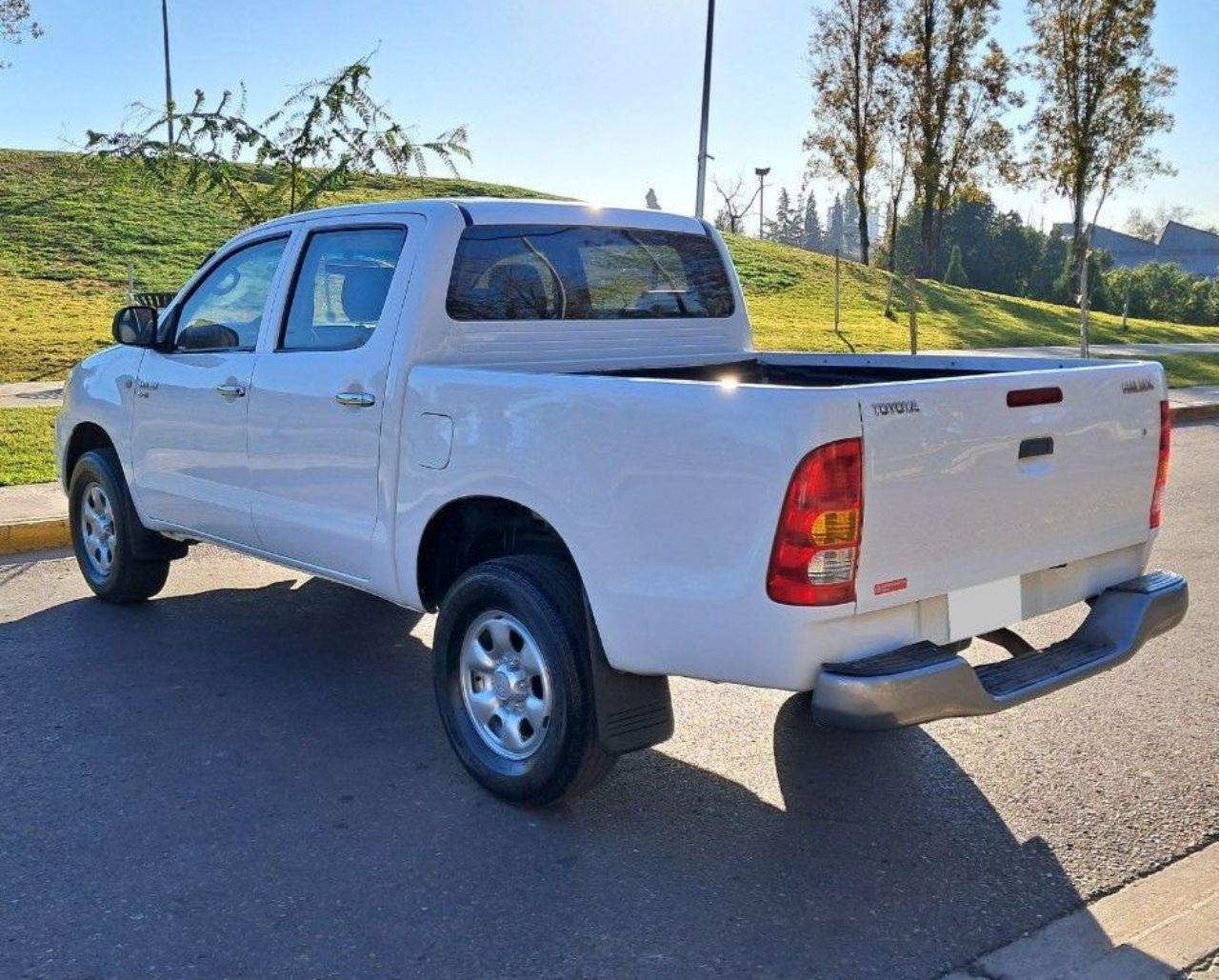 Toyota Hilux Usada Financiado en Mendoza, deRuedas