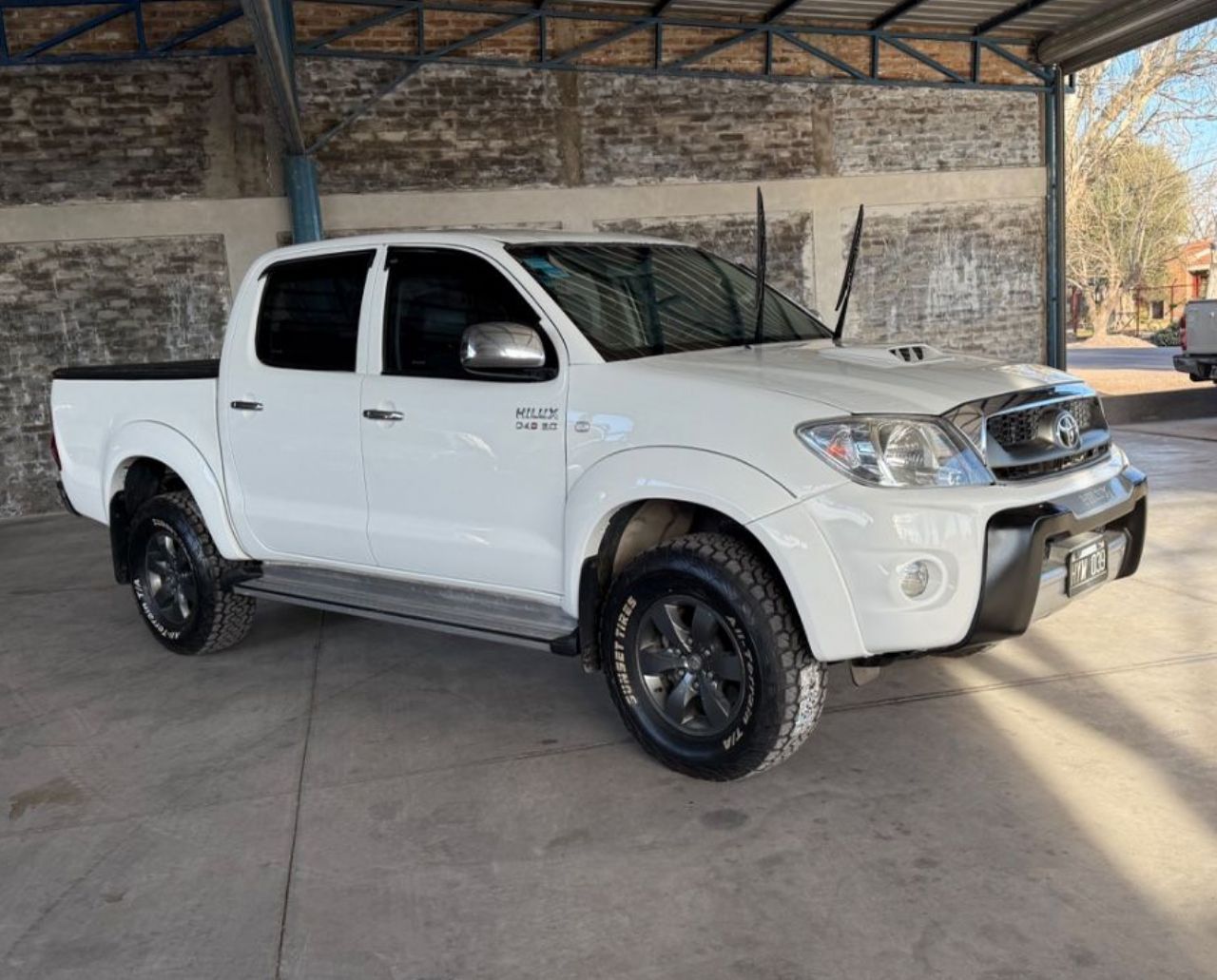 Toyota Hilux Usada Financiado en Mendoza, deRuedas