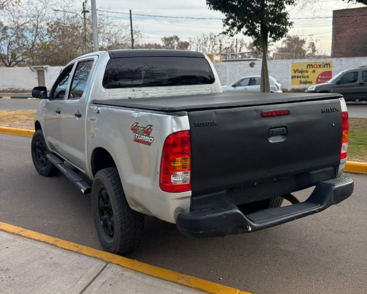 Toyota Hilux Usada Financiado en Mendoza, deRuedas