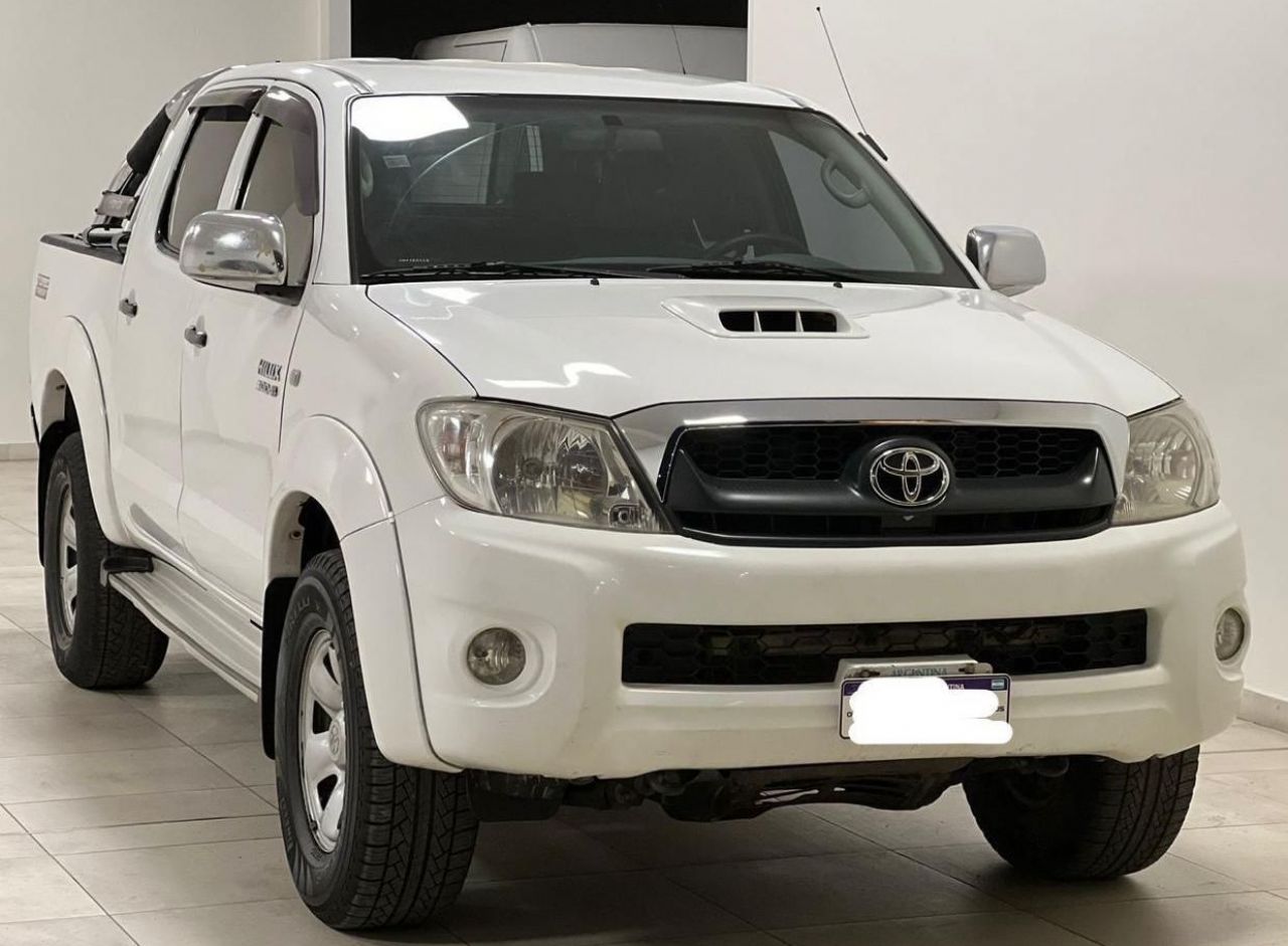Toyota Hilux Usada en Mendoza, deRuedas