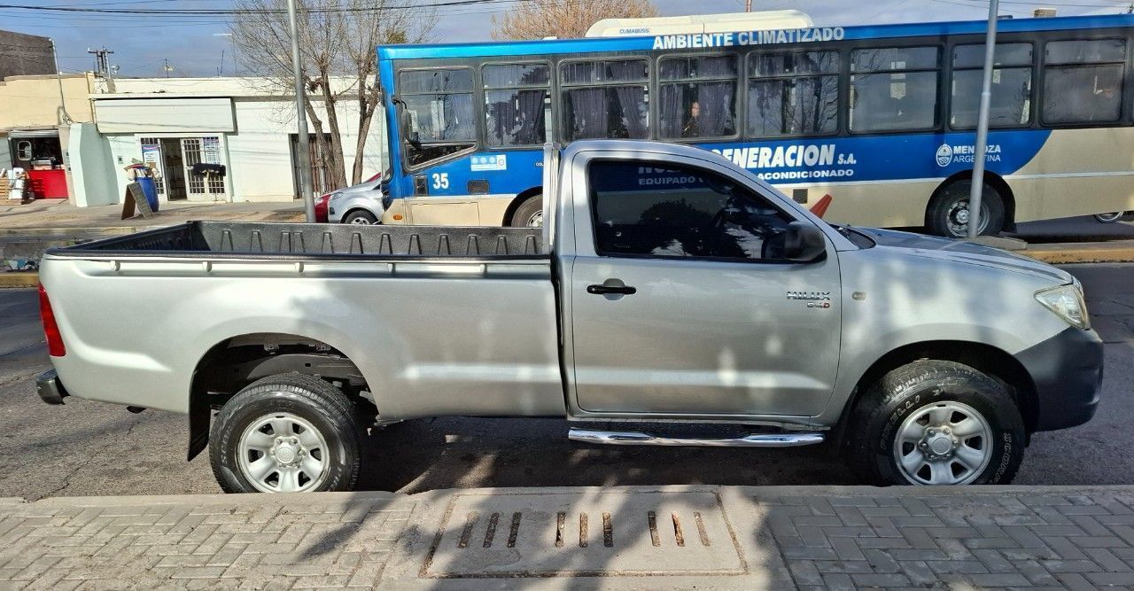 Toyota Hilux Usada en Mendoza, deRuedas