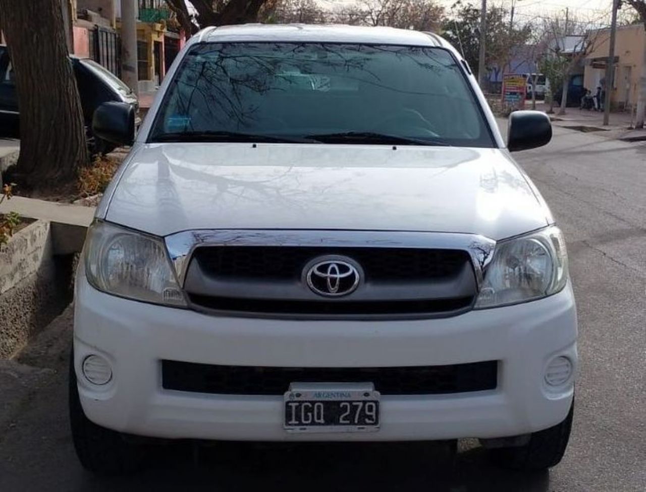 Toyota Hilux Usada en Mendoza, deRuedas