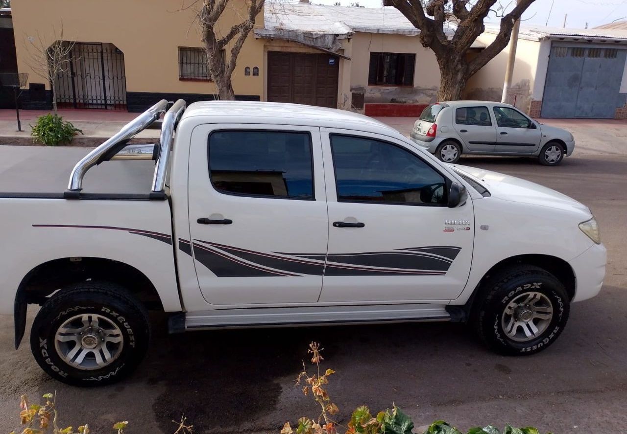 Toyota Hilux Usada en Mendoza, deRuedas