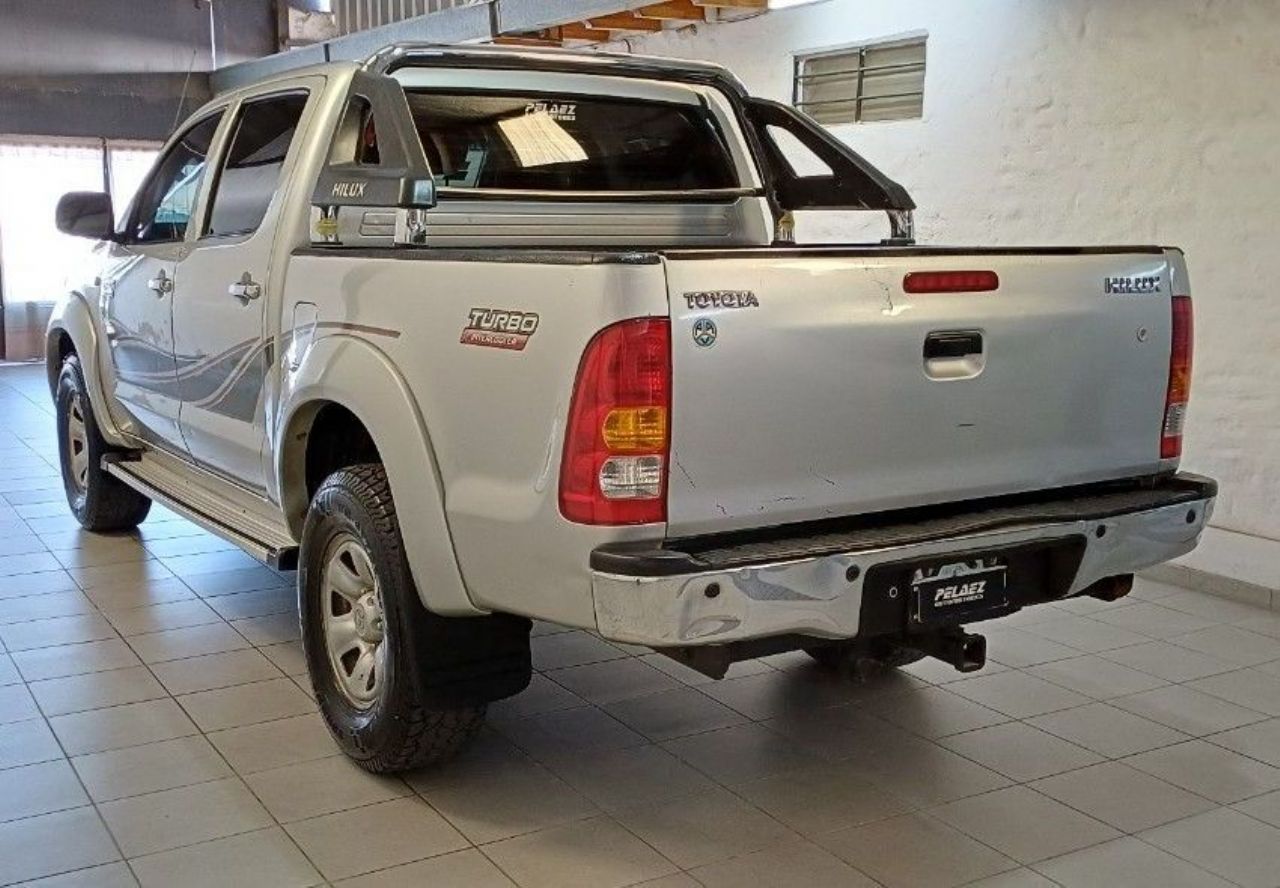 Toyota Hilux Usada en Mendoza, deRuedas
