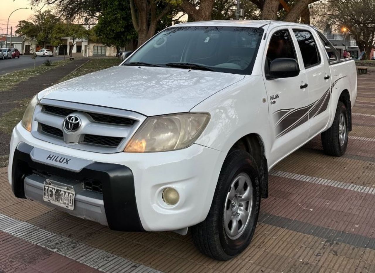 Toyota Hilux Usada en Córdoba, deRuedas