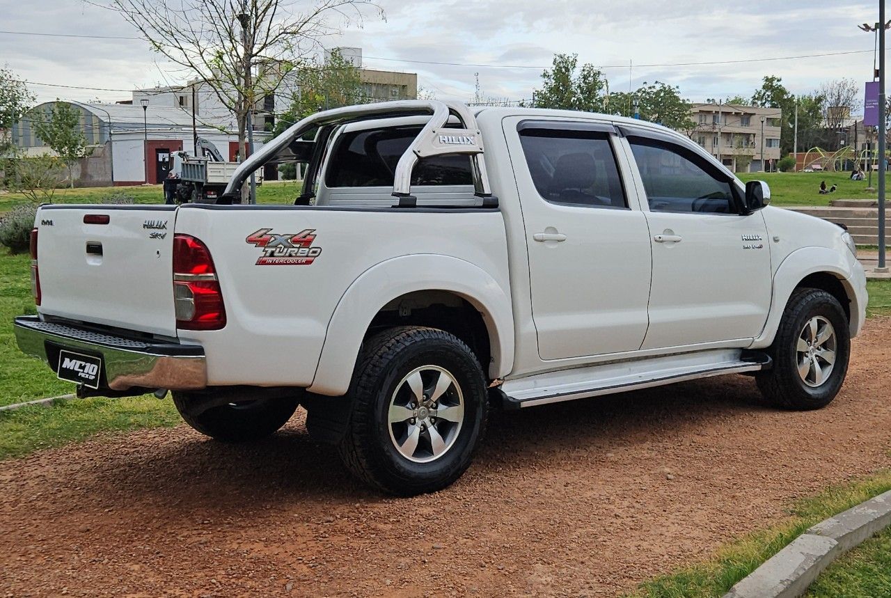 Toyota Hilux Usada en Mendoza, deRuedas