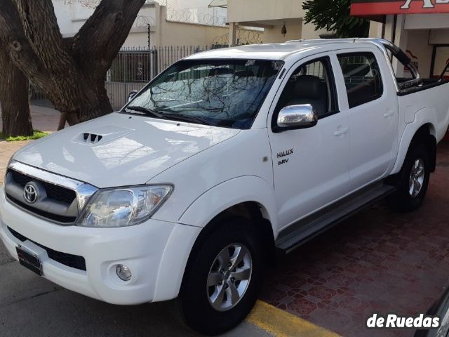 Toyota Hilux Usada en Mendoza, deRuedas