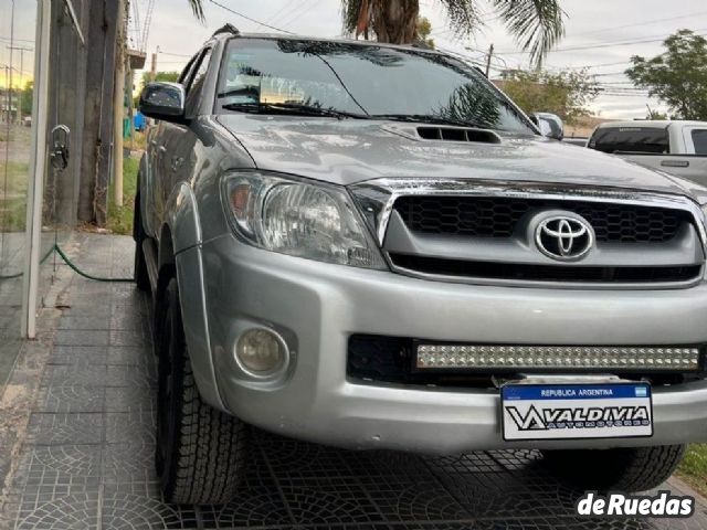 Toyota Hilux Usada en San Juan, deRuedas