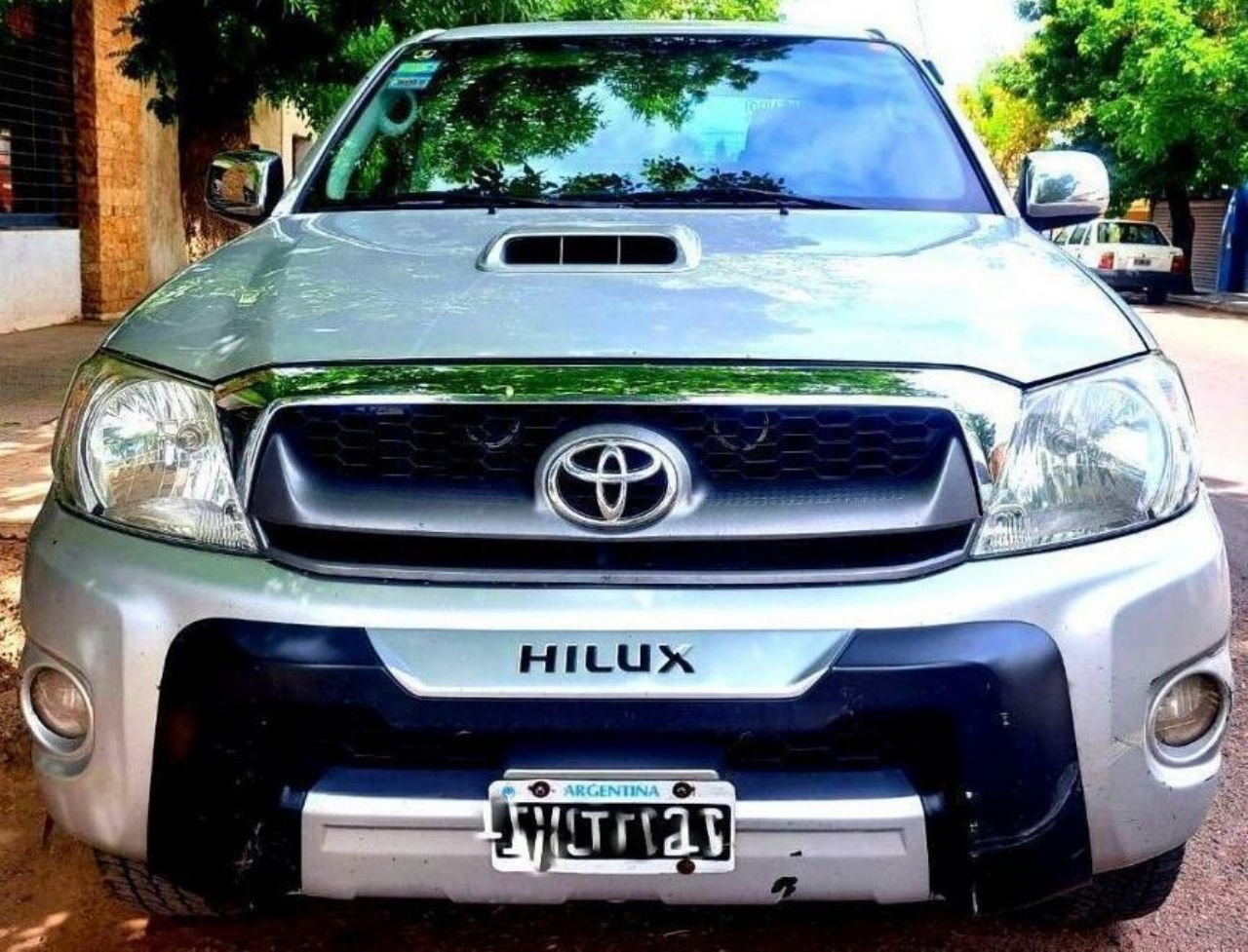 Toyota Hilux Usada en Mendoza, deRuedas