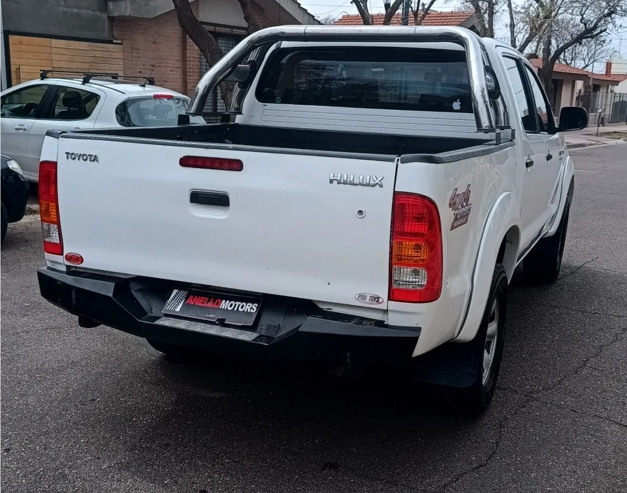 Toyota Hilux Usada en Mendoza, deRuedas