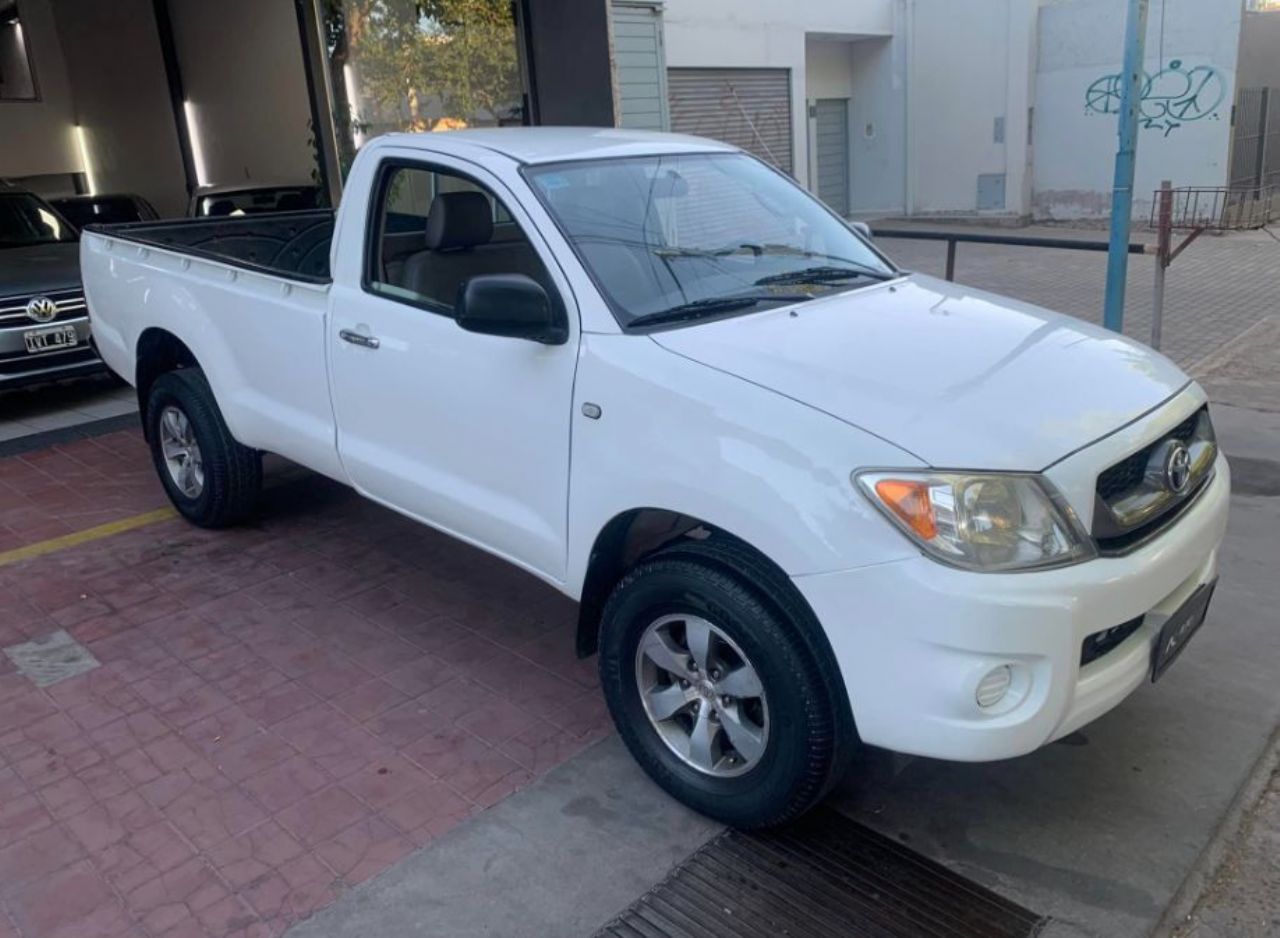 Toyota Hilux Usada en Mendoza, deRuedas
