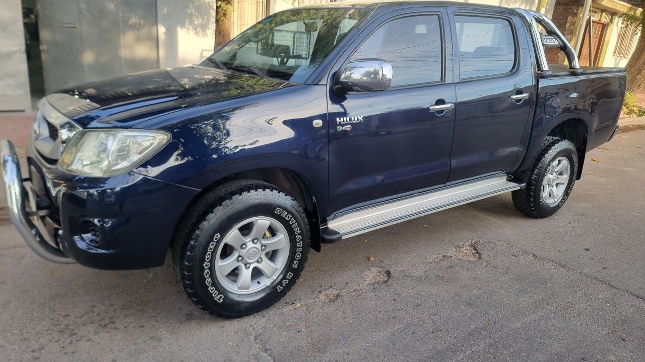 Toyota Hilux Usada en Mendoza, deRuedas
