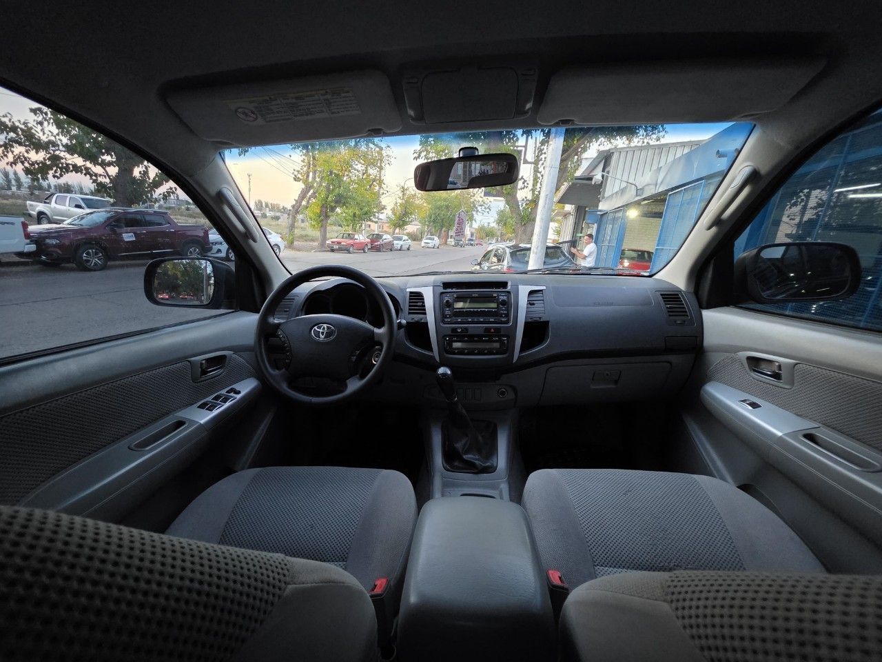 Toyota Hilux Usada en Mendoza, deRuedas