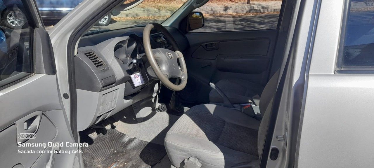 Toyota Hilux Usada en Mendoza, deRuedas