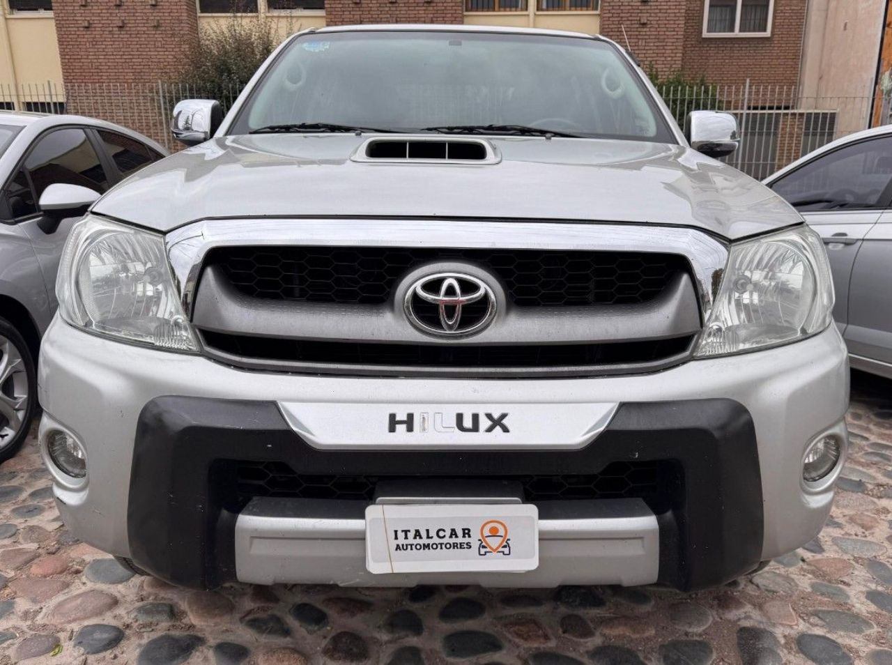 Toyota Hilux Usada en Mendoza, deRuedas