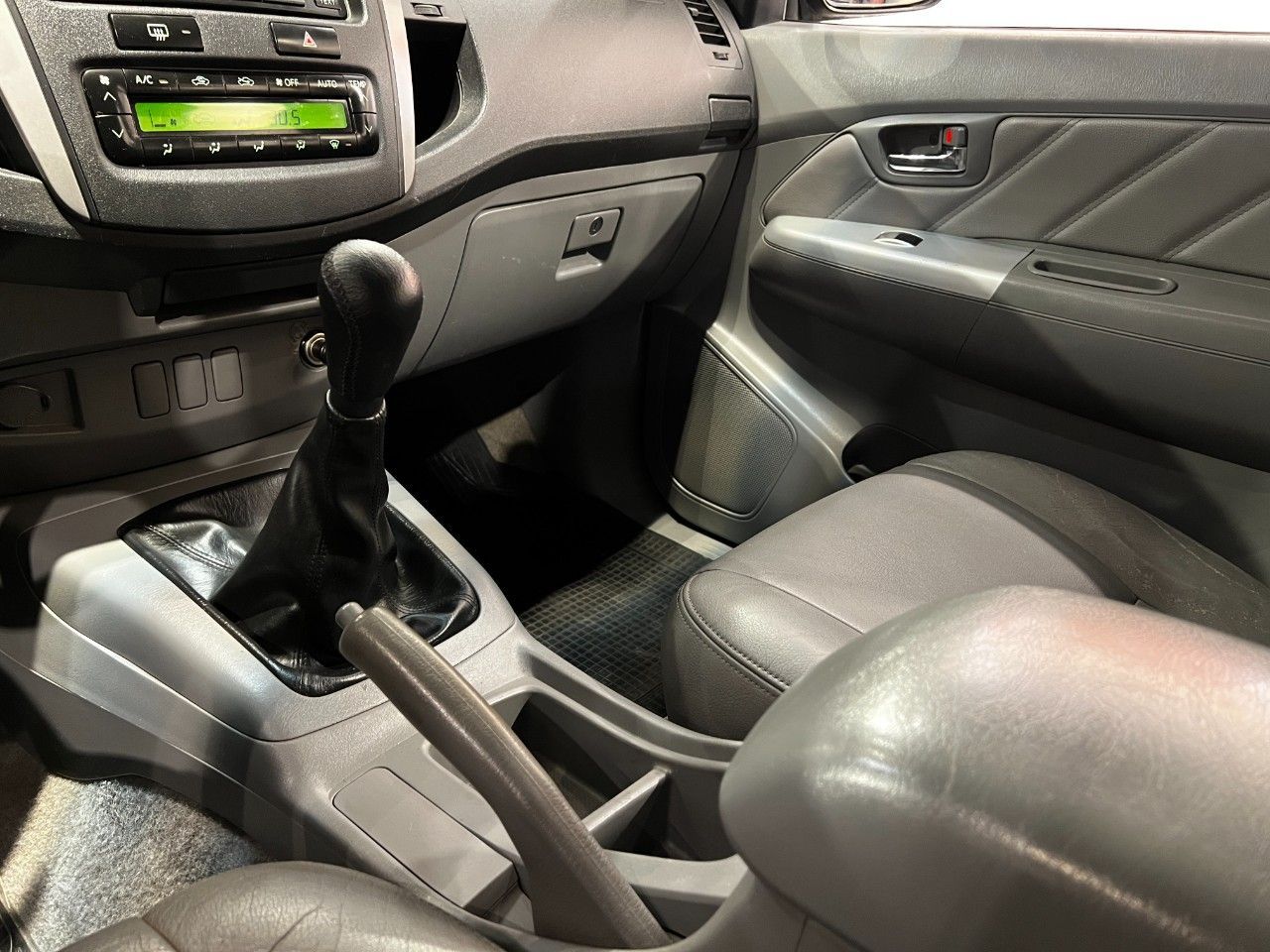Toyota Hilux Usada Financiado en Córdoba, deRuedas