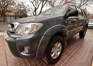 Toyota Hilux Usada en Mendoza Financiado
