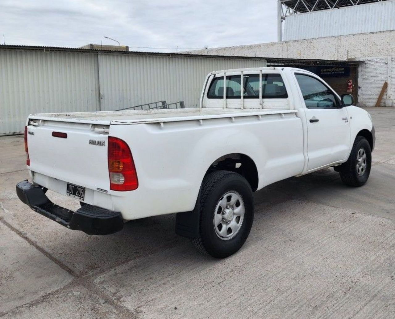 Toyota Hilux Usada en Mendoza, deRuedas