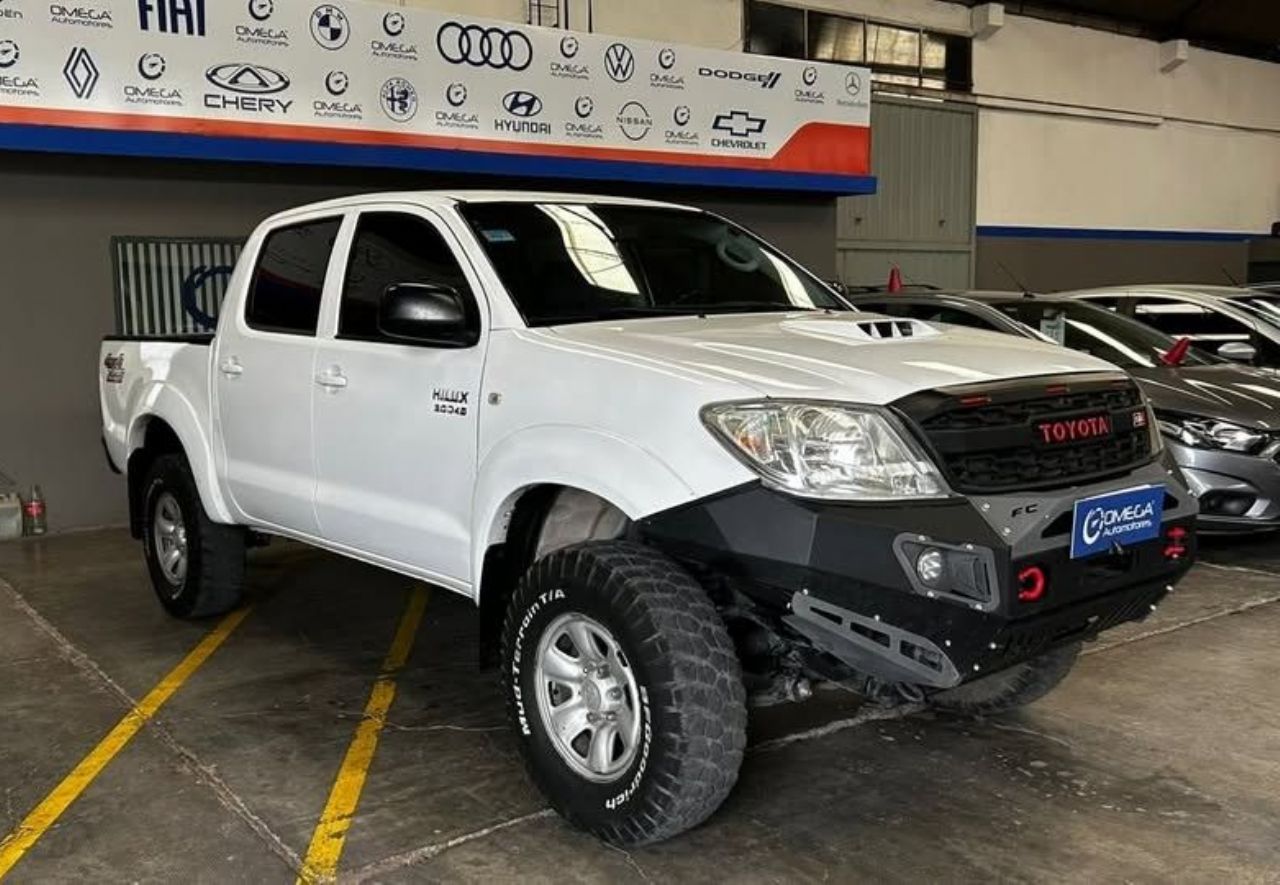 Toyota Hilux Usada Financiado en Mendoza, deRuedas