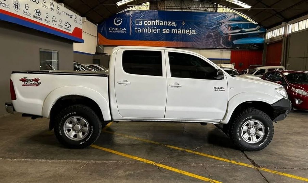 Toyota Hilux Usada Financiado en Mendoza, deRuedas