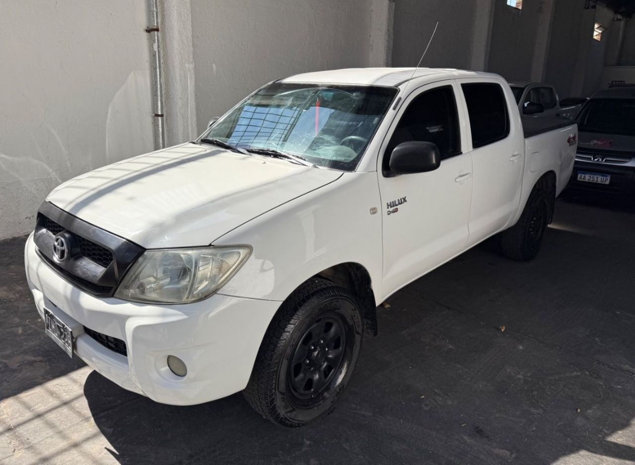 Toyota Hilux Usada Financiado en Mendoza, deRuedas