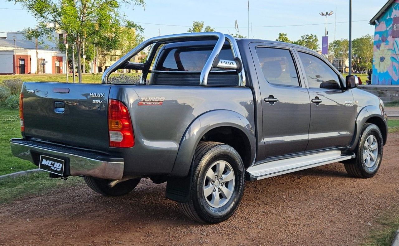 Toyota Hilux Usada Financiado en Mendoza, deRuedas