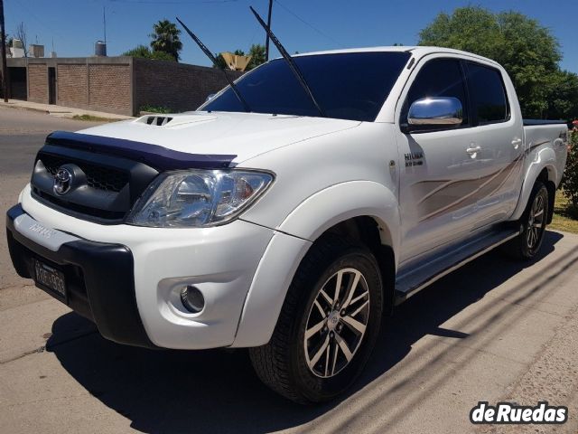 Toyota Hilux Usada en Mendoza, deRuedas