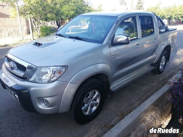 Toyota Hilux Usada en Mendoza, deRuedas