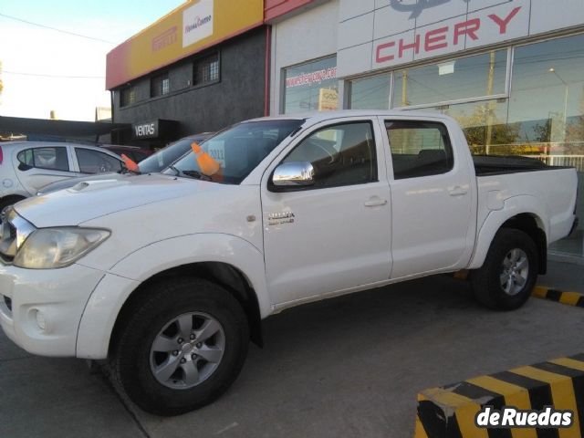 Toyota Hilux Usada en Mendoza, deRuedas