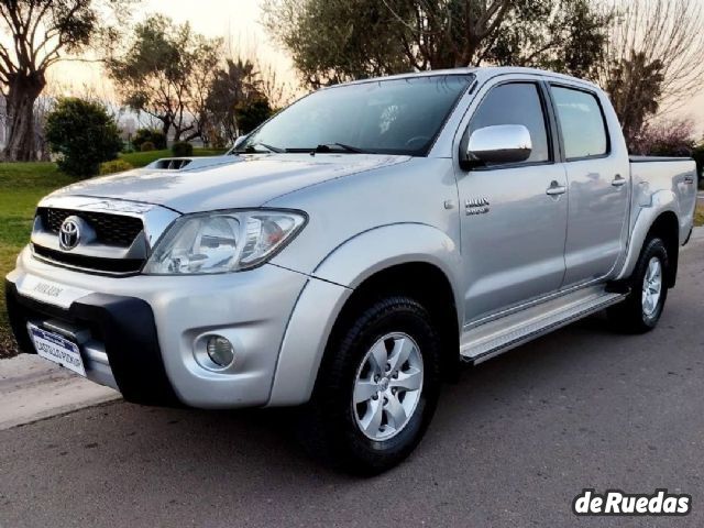 Toyota Hilux Usada en Mendoza, deRuedas