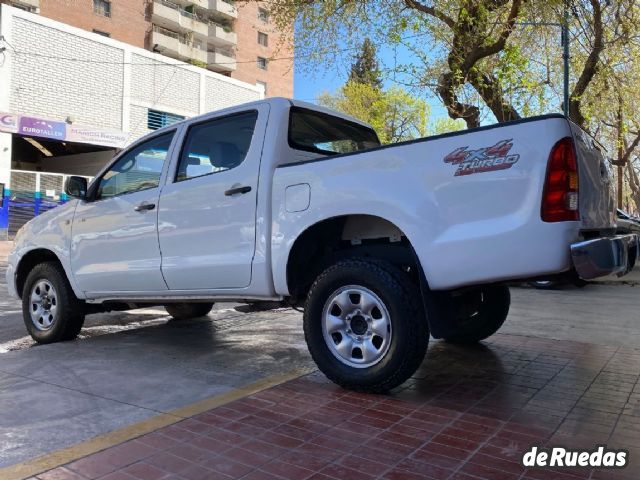 Toyota Hilux Usada en Mendoza, deRuedas