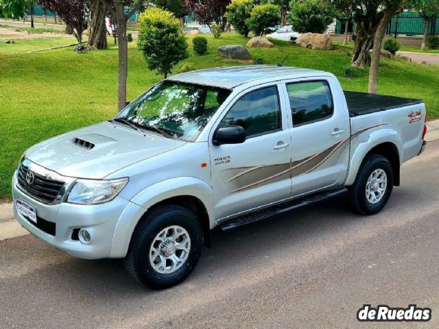 Toyota Hilux Usada en Mendoza, deRuedas