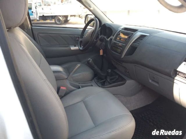 Toyota Hilux Usada en Mendoza, deRuedas